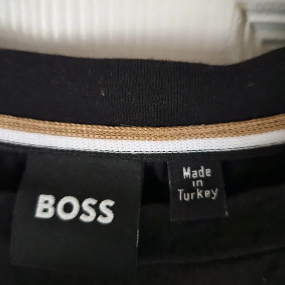 BOSS Men's Black Logo Crewneck T-Shirt - Picture 4 of 10